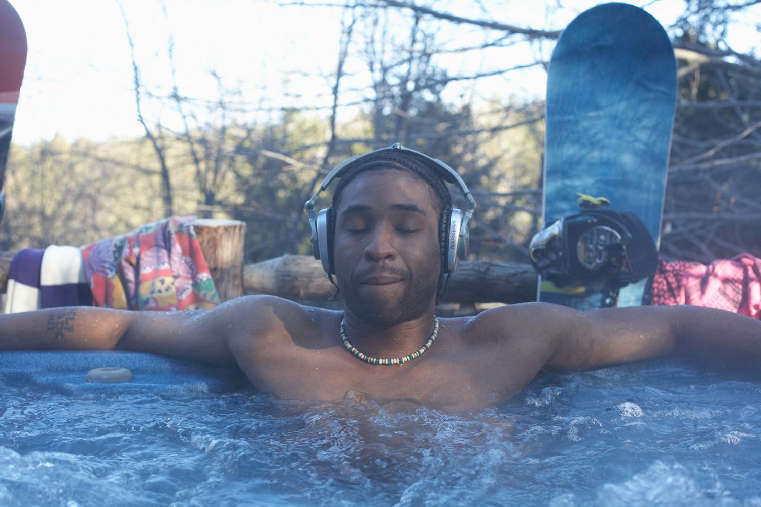 How to create the perfect hot tub playlist