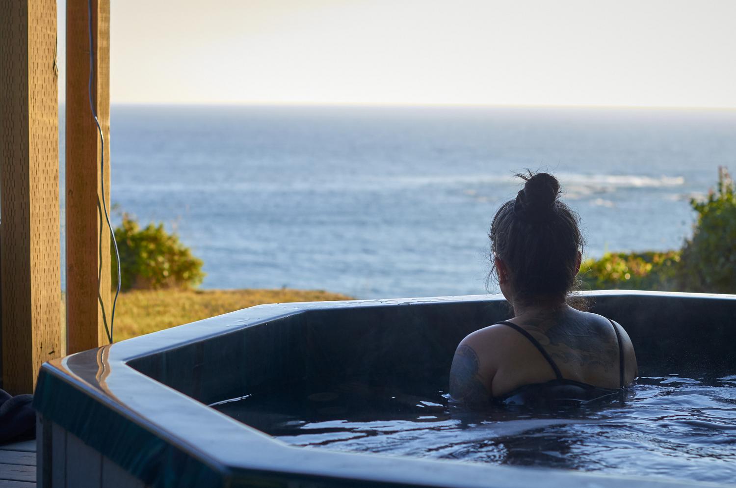 Considering a saltwater hot tub? These are the 4 things they won’t tell you.