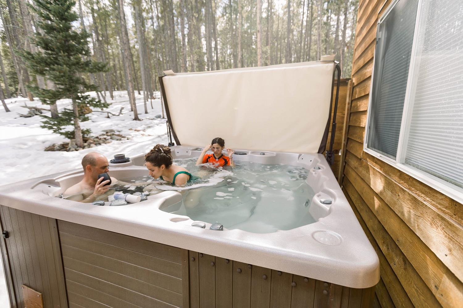 What Causes Hot Tub Foam? - Vintage Hot Tubs